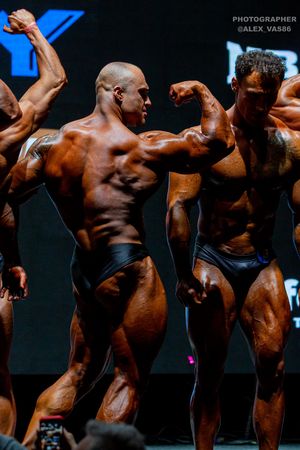CLASSIC PHYSIQUE +178